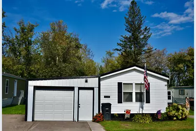 512 3rd Street NE #512, Milaca, MN 56353 - Photo 1