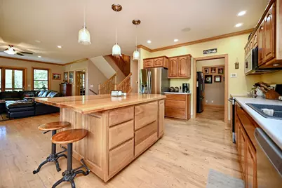 24242 Pfeiffer Hill Road, Winona, MN 55987 - Photo 8