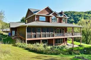 24242 Pfeiffer Hill Rd, Wilson Twp, MN 55987 - Photo 44