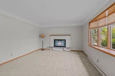 1244 Highview Drive, New Brighton, MN 55112 - Photo 8