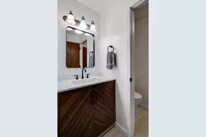 5607 Green Circle Drive #210, Minnetonka, MN 55343 - Photo 18