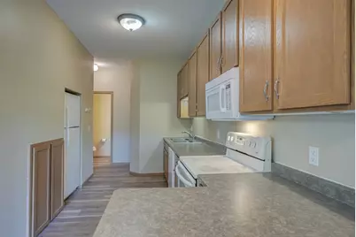 106 Bridgewater Trail, Hudson, WI 54016 - Photo 22