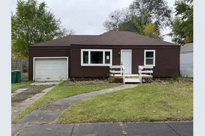 705 9th Street N, Wahpeton,  58075 - Photo 1