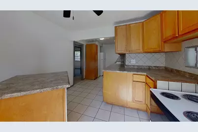 606 E Main Street, Marshall, MN 56258 - Photo 36