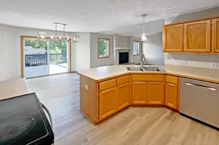 137 Pheasant Ridge Dr, Montrose, MN 55363 - Photo 14