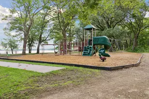 8 Leaf Wing Dr, North Oaks, MN 55127 - Photo 62