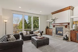 8 Leaf Wing Dr, North Oaks, MN 55127 - Photo 4