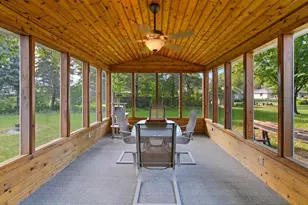 221 Crestwood Dr, North Mankato, MN 56003 - Photo 14