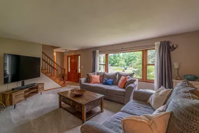 221 Crestwood Drive, North Mankato, MN 56003 - Photo 8