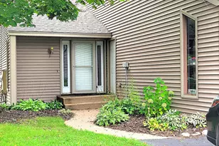 451 Hunter Hill Rd, Hudson, WI 54016 - Photo 1