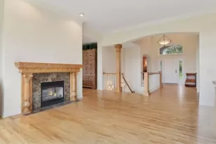 266 Troon Ct, Troy Township, WI 54016 - Photo 12