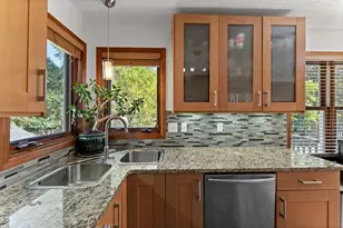 18863 Broadmoore Dr, Eden Prairie, MN 55346 - Photo 14