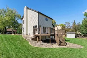 18863 Broadmoore Dr, Eden Prairie, MN 55346 - Photo 34