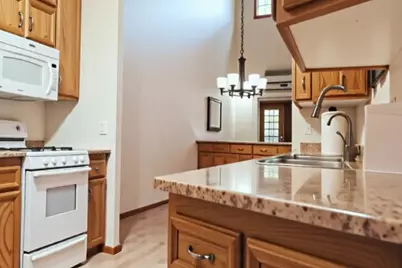 18053 Judicial Way S, Lakeville, MN 55044 - Photo 8