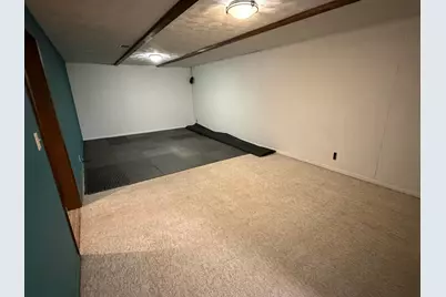 724 Southview Drive SW, Hutchinson, MN 55350 - Photo 14