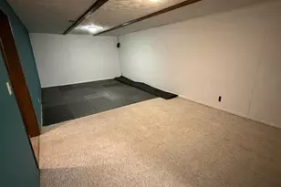 724 Southview Dr SW, Hutchinson, MN 55350 - Photo 14