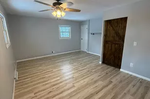 724 Southview Dr SW, Hutchinson, MN 55350 - Photo 6