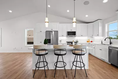 1949 S Lusitano Street, Shakopee, MN 55379 - Photo 10