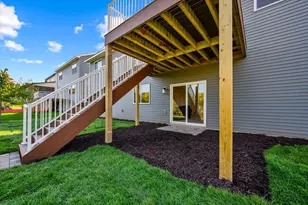 1949 S Lusitano St, Shakopee, MN 55379 - Photo 4