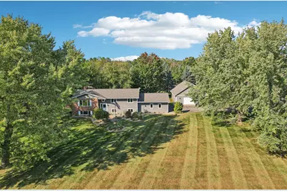 935 Ridge Pass, Hudson, WI 54016 - Photo 4