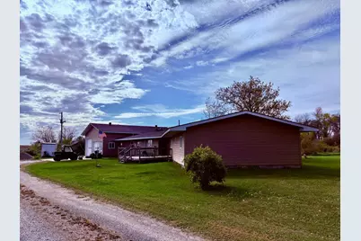 1401 State Highway 11 SW, Baudette, MN 56623 - Photo 4