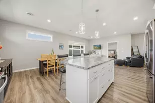 660 Voyager Dr, Alexandria, MN 56308 - Photo 8