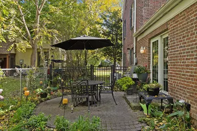 219 Amherst Street, Saint Paul, MN 55105 - Photo 10