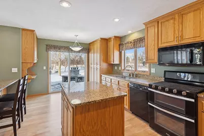 500 Chatfield Lane, Belle Plaine, MN 56011 - Photo 8