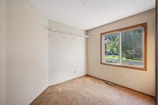 19920 Hillside Dr, Rogers, MN 55374 - Photo 18