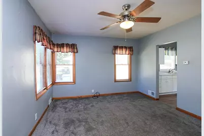 642 Juul Road SW, Hutchinson, MN 55350 - Photo 4