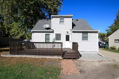 642 Juul Road SW, Hutchinson, MN 55350 - Photo 2