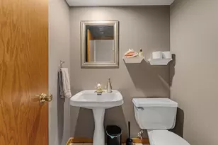 21 Walden St, Burnsville, MN 55337 - Photo 20