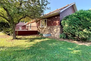 1520 Clary St, Worthington, MN 56187 - Photo 4