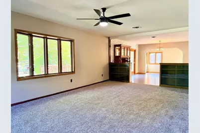 1520 Clary Street, Worthington, MN 56187 - Photo 8