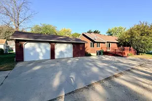 1520 Clary St, Worthington, MN 56187 - Photo 1