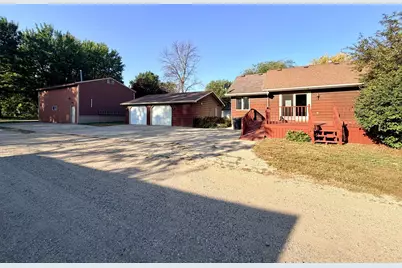 1520 Clary Street, Worthington, MN 56187 - Photo 2