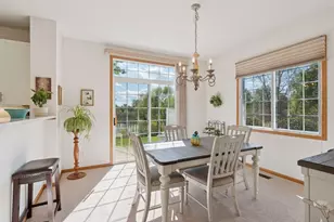 3208 Juniper Cir, Woodbury, MN 55125 - Photo 6