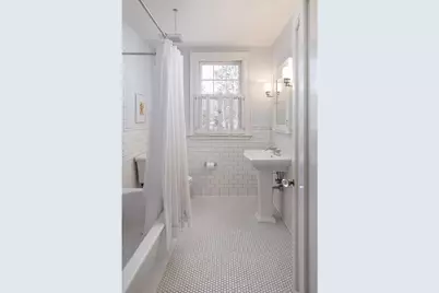 2774 W Lake Of The Isles Parkway, Minneapolis, MN 55416 - Photo 32