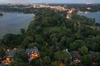 2774 W Lake Of The Isles Parkway, Minneapolis, MN 55416 - Photo 58