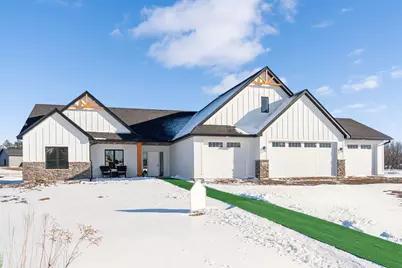 17984 Taconite Street NE, Ham Lake, MN 55304 - Photo 2