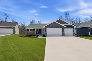 1337 E Aspen Dr, Saint Croix Falls, WI 54024 - Photo 1