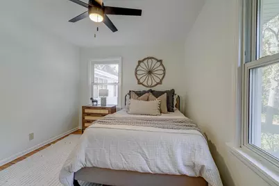 9824 Fremont Avenue S, Bloomington, MN 55431 - Photo 24