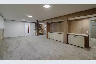 9824 Fremont Avenue S, Bloomington, MN 55431 - Photo 28