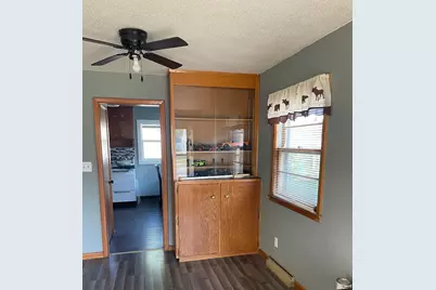 1202 2nd Avenue SW, Austin, MN 55912 - Photo 4