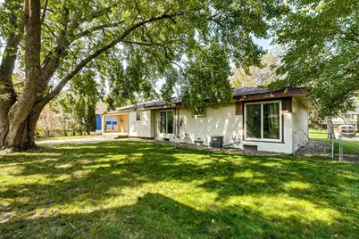 6400 Brooklyn Drive, Brooklyn Center, MN 55430 - Photo 12