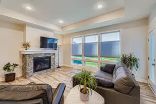 4873 127th Cir NE, Blaine, MN 55449 - Photo 4