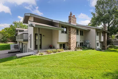 9775 Dorset Lane, Eden Prairie, MN 55347 - Photo 2