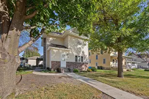 210 4th St S, Gaylord, MN 55334 - Photo 1