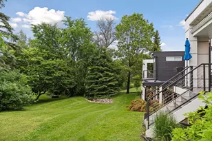 209 Westwood Dr N, Golden Valley, MN 55422 - Photo 42