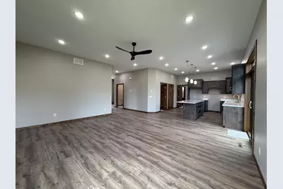 1207 S Shore Drive, Worthington, MN 56187 - Photo 16